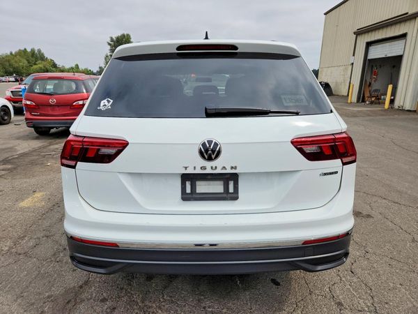 2022 VOLKSWAGEN TIGUAN 4Motion S