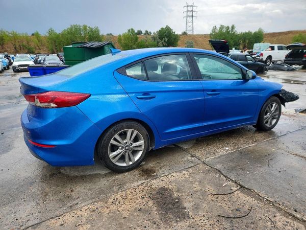 2017 HYUNDAI ELANTRA