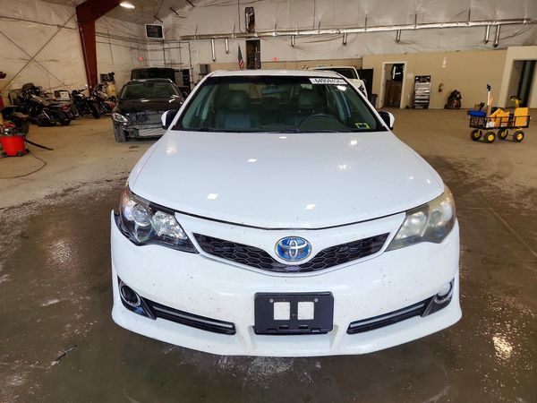 2014 TOYOTA CAMRY SOLA Hybrid