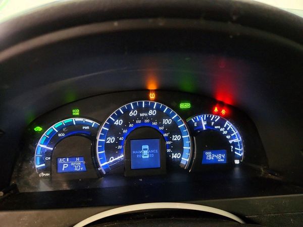2014 TOYOTA CAMRY SOLA Hybrid