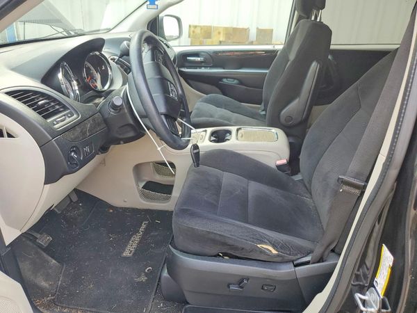 2015 DODGE GRAND CARAVAN SXT — DENT