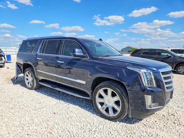 2018 CADILLAC ESCALADE