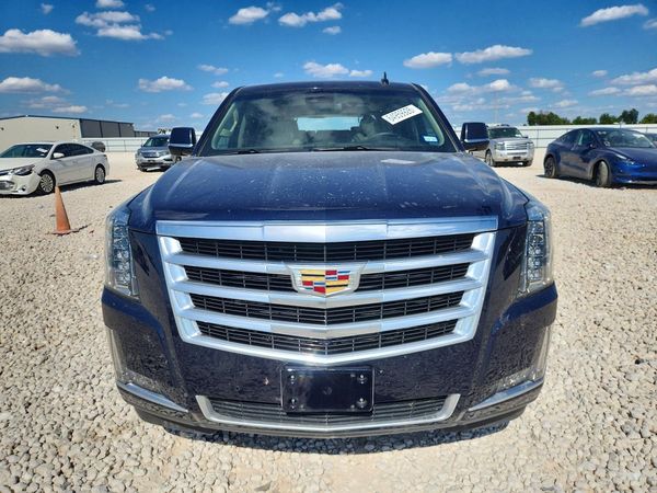 2018 CADILLAC ESCALADE
