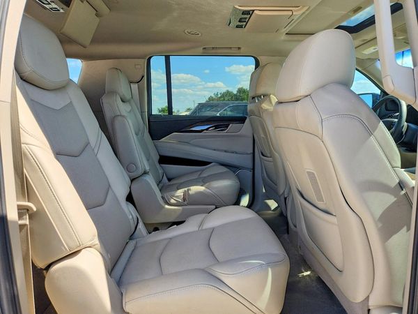 2018 CADILLAC ESCALADE