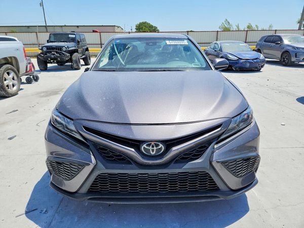 2021 TOYOTA CAMRY