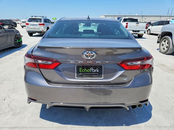 2021 TOYOTA CAMRY