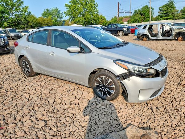 2018 KIA FORTE LX Base