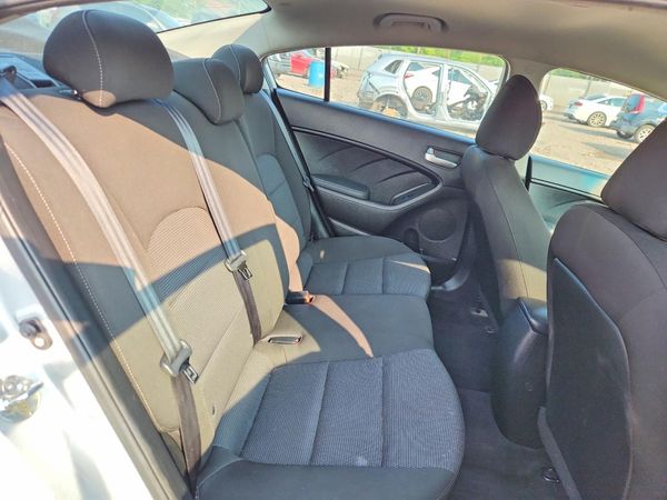 2018 KIA FORTE LX Base