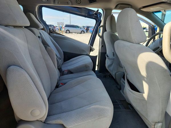 2014 TOYOTA SIENNA