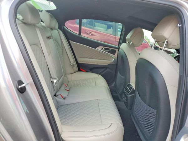 2022 GENESIS G70