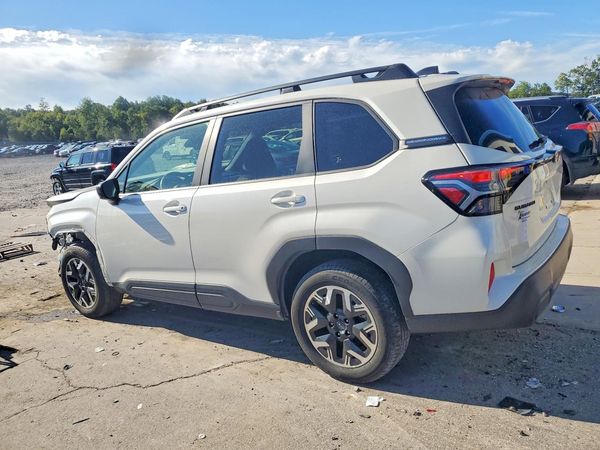2025 SUBARU FORESTER Premium Base