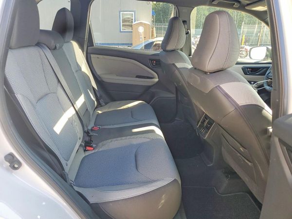2025 SUBARU FORESTER Premium Base