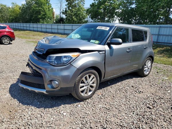 2018 KIA SOUL