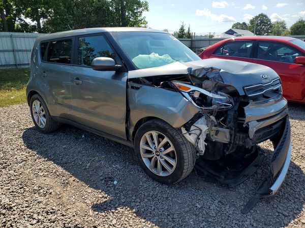 2018 KIA SOUL