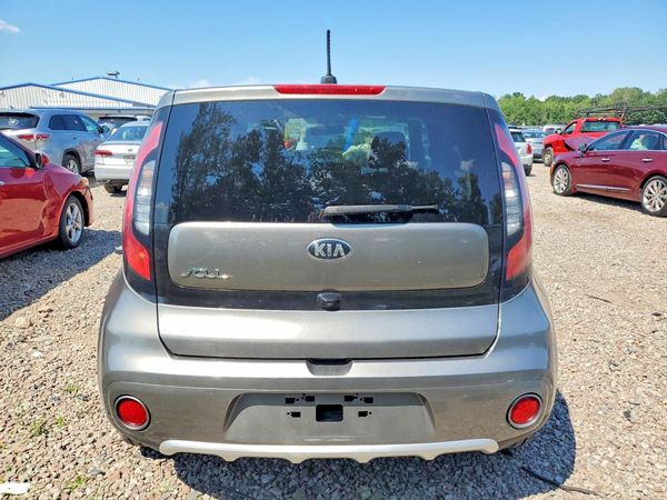 2018 KIA SOUL