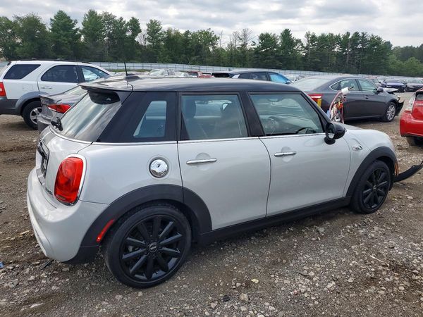 2016 MINI COOPER