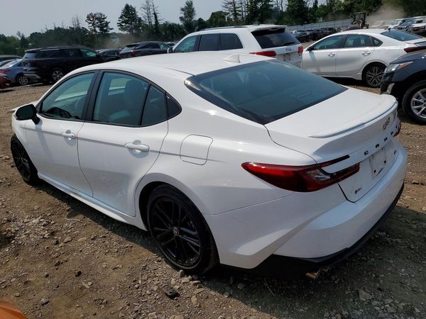 2025 TOYOTA CAMRY