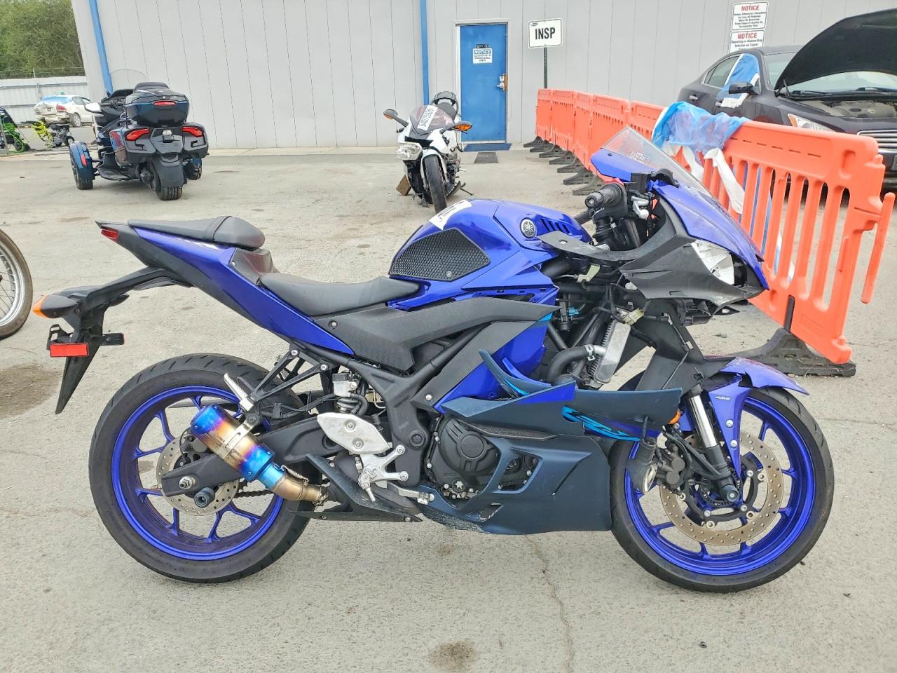 2024 YAMAHA YZFR3 — RSDT