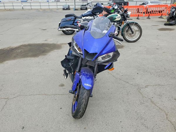 2024 YAMAHA YZFR3 — DIRF