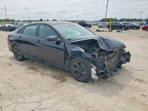 2021 HYUNDAI ELANTRA