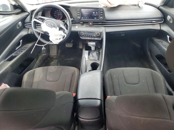 2021 HYUNDAI ELANTRA