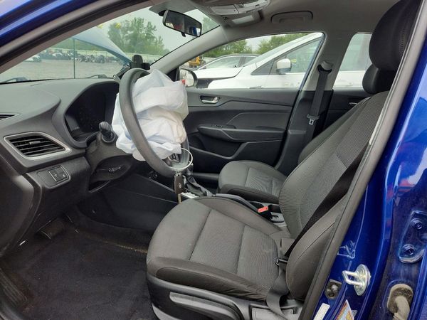 2020 HYUNDAI ACCENT SE and SEL