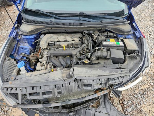 2020 HYUNDAI ACCENT SE and SEL