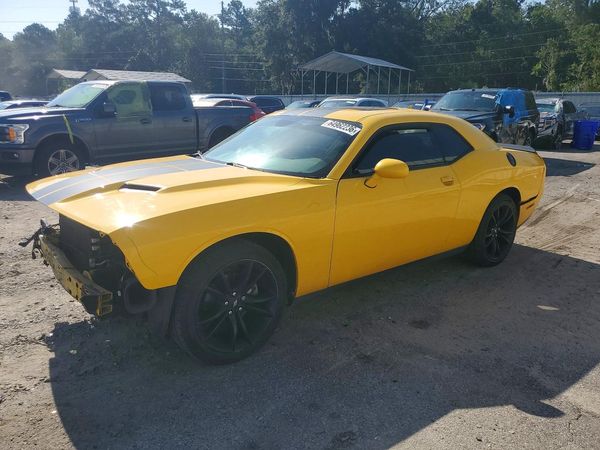 2017 DODGE CHALLENGER SXT
