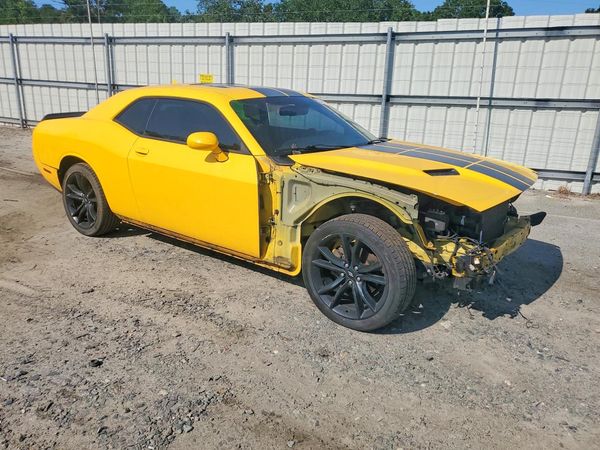 2017 DODGE CHALLENGER SXT
