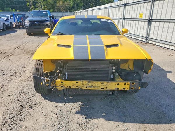 2017 DODGE CHALLENGER SXT