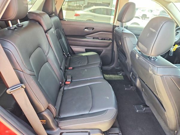 2024 NISSAN PATHFINDER
