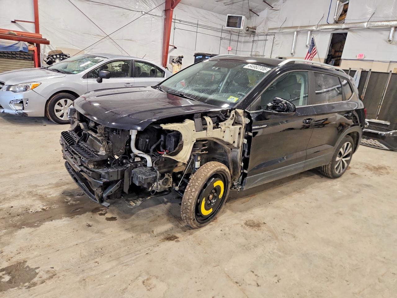 2022 VOLKSWAGEN TAOS 4Motion SE