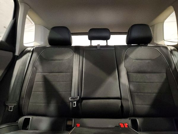 2022 VOLKSWAGEN TAOS 4Motion SE