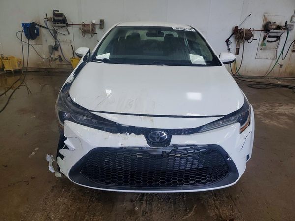2022 TOYOTA COROLLA