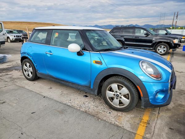 2017 MINI COOPER