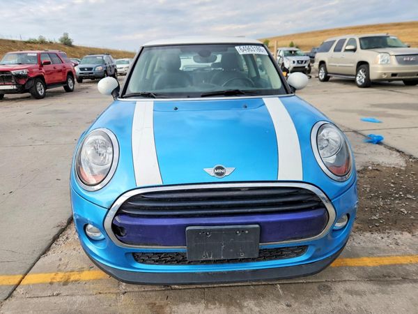 2017 MINI COOPER