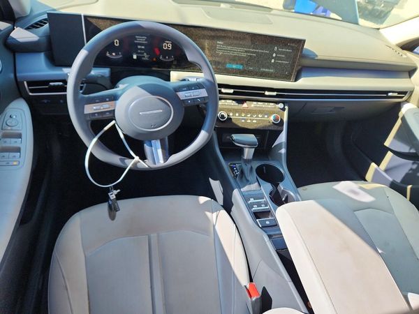 2025 HYUNDAI SONATA