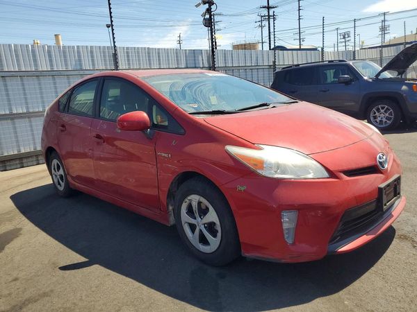 2013 TOYOTA PRIUS