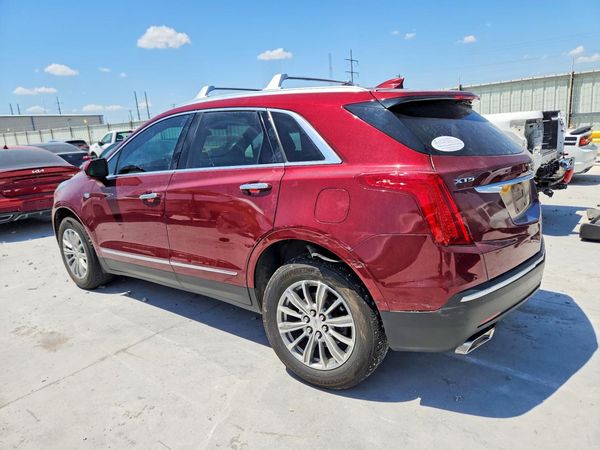 2017 CADILLAC XT5