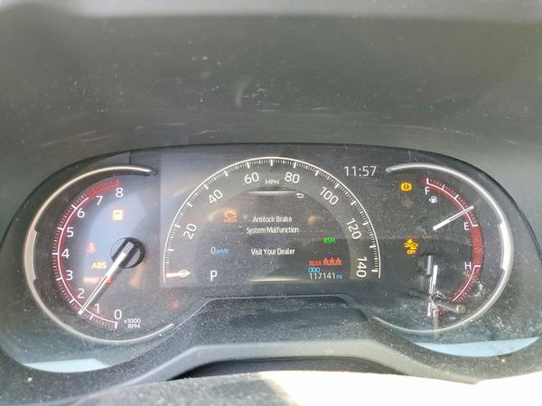 2019 TOYOTA RAV4