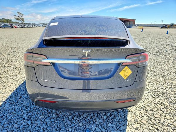 2018 TESLA MODEL X