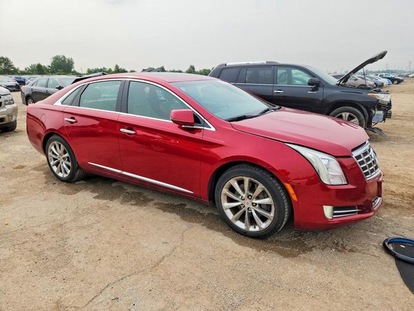 2013 CADILLAC XTS Luxury