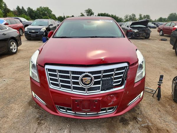 2013 CADILLAC XTS Luxury
