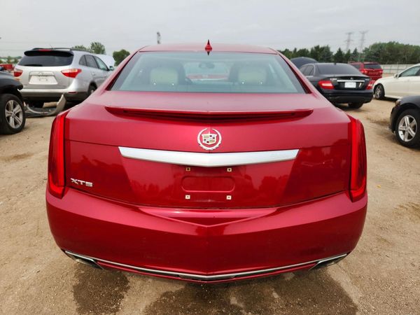 2013 CADILLAC XTS Luxury