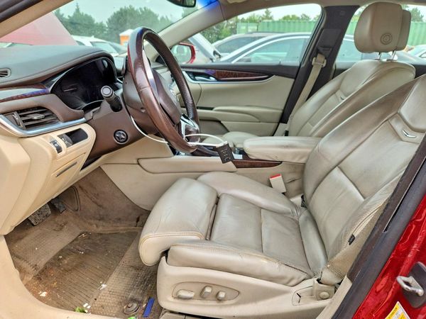 2013 CADILLAC XTS Luxury