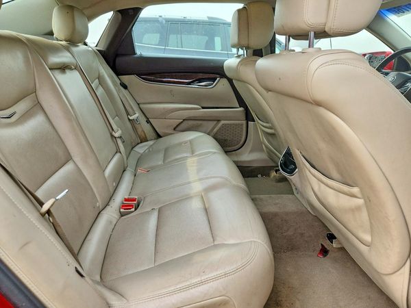 2013 CADILLAC XTS Luxury