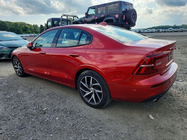 2020 VOLVO S60