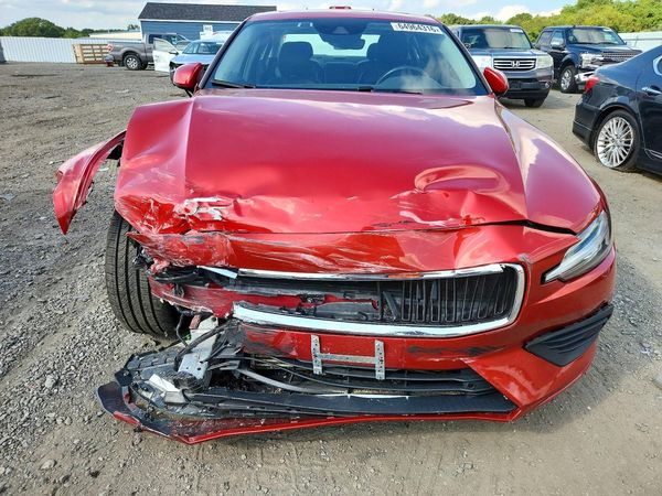 2020 VOLVO S60