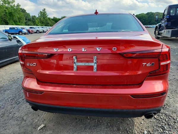2020 VOLVO S60