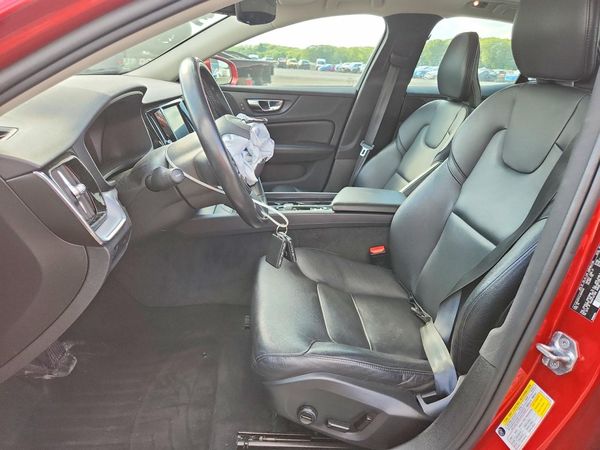 2020 VOLVO S60